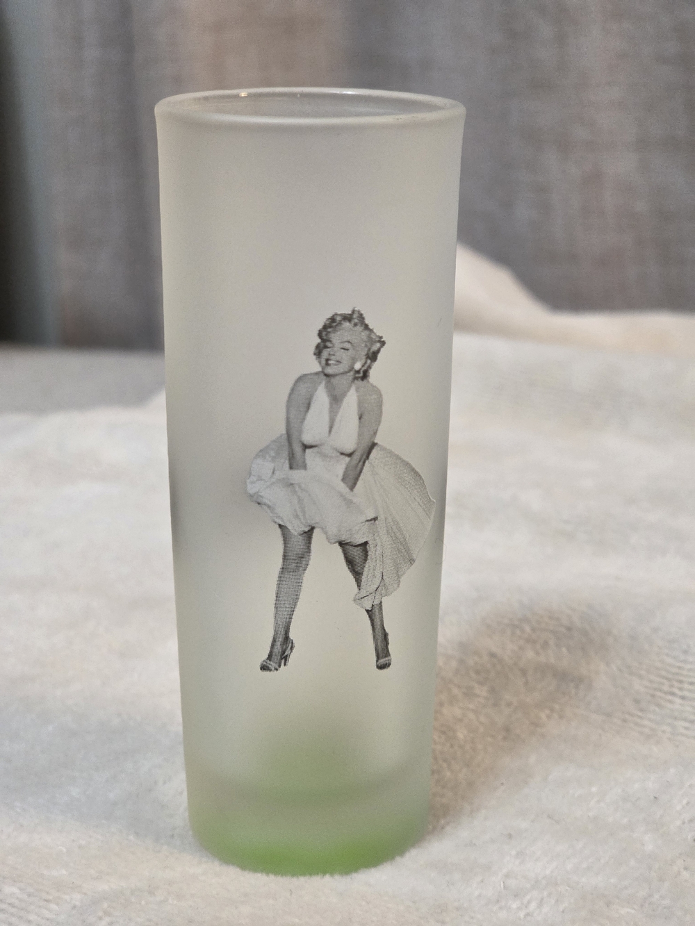 Frosted Tall Shot Glass with Marilyn Monroe Graphic - Frosted White & Green